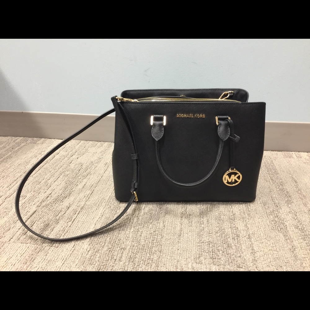 Black Leather Michael Kors bag